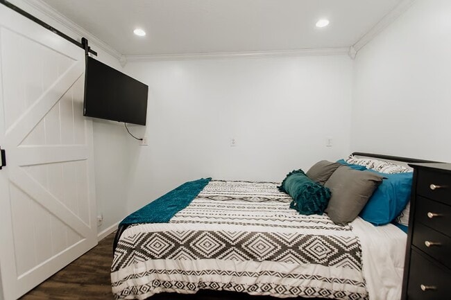 Photo - 417 N Jefferson St