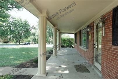 Photo - 353 Boiling Springs Dr