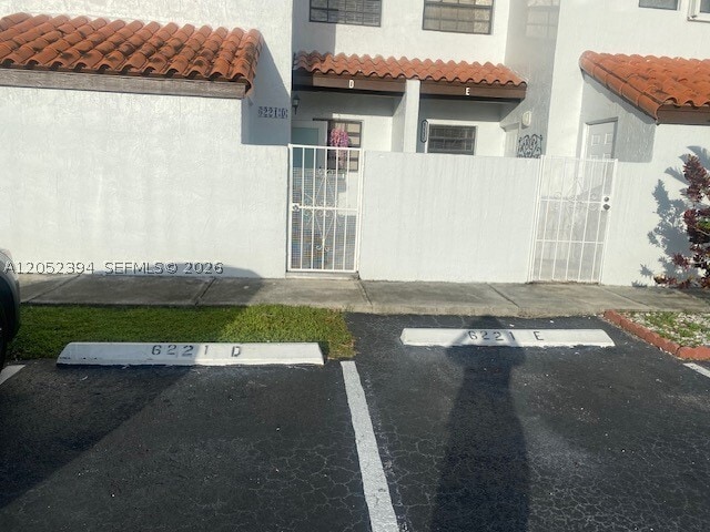 Building Photo - 6221 SW 138th Ct