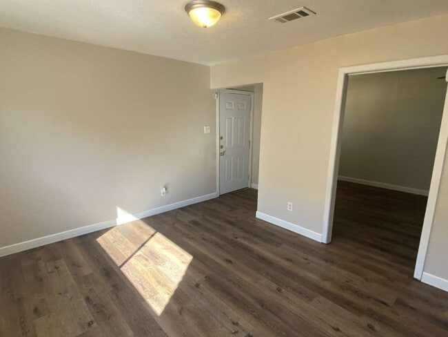 11503 Bay Cedar Dr