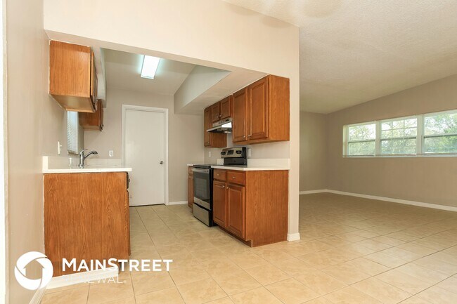 Photo - 5915 Beechmont Blvd