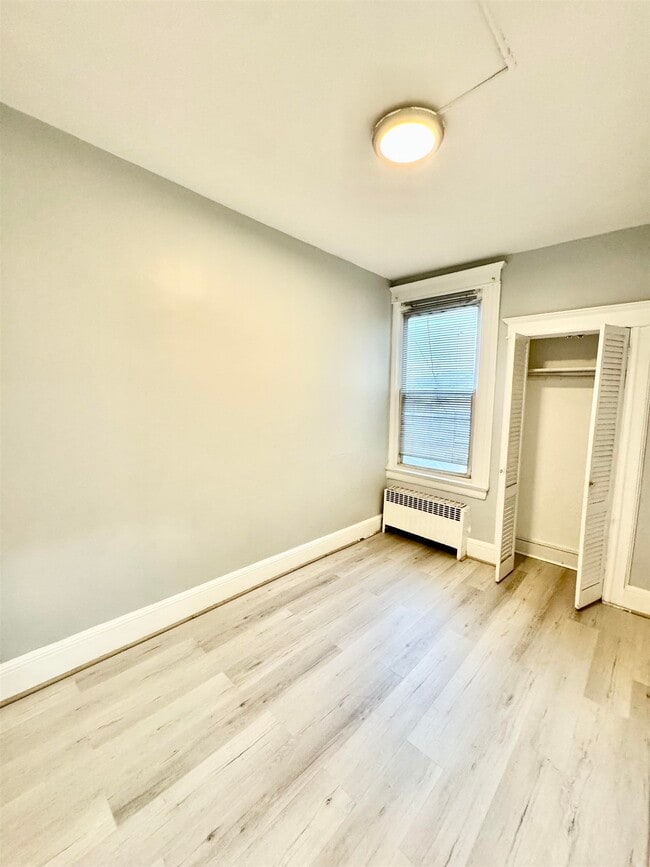Photo - 593 Avenue A Unit 4