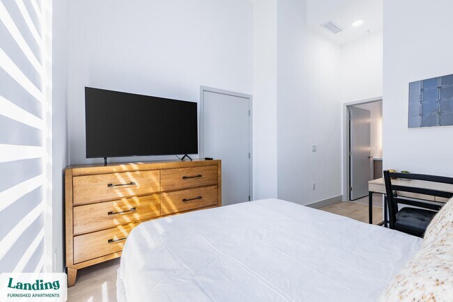 1155 NE 126th St Unit 118