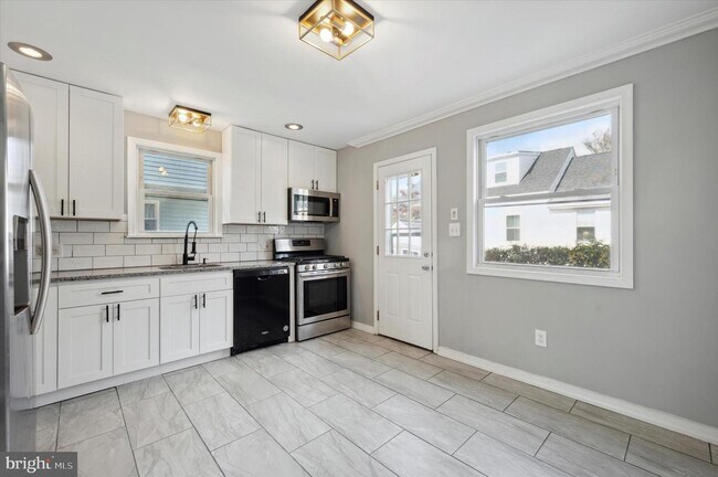 Photo - 725 Mt Vernon Ave Casa