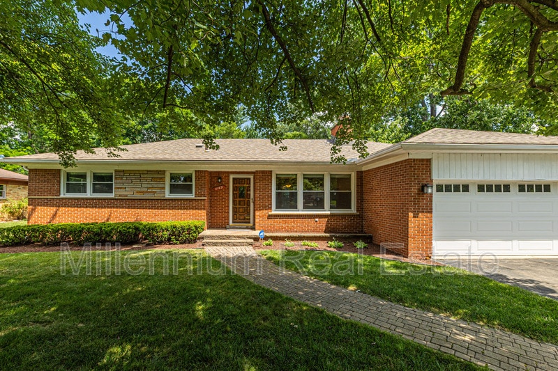 Photo - 31671 Nixon St House