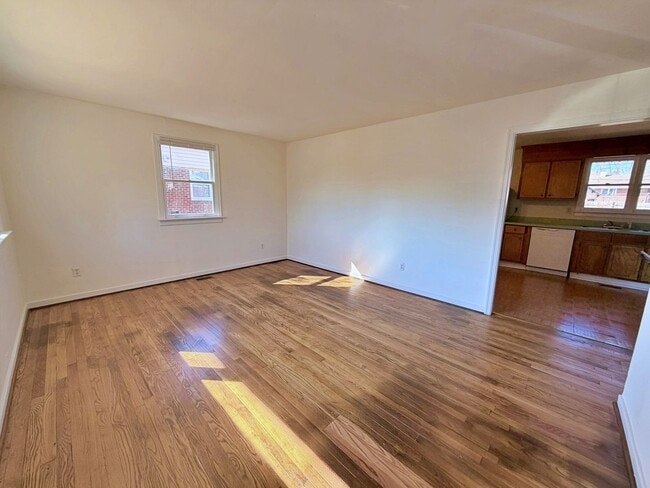 Photo - 3 Bedroom Brick Rancher in North Chesterfield