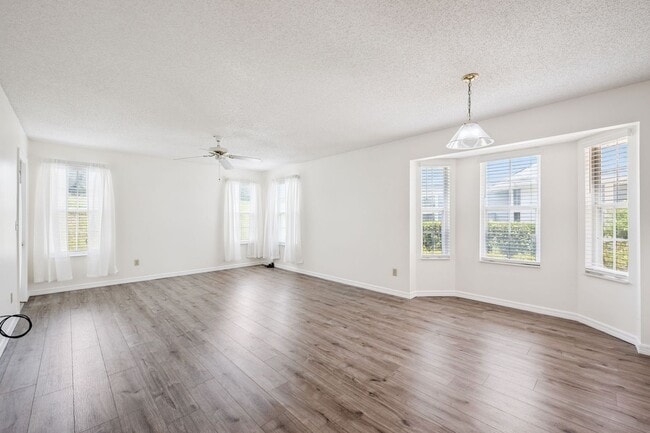 Photo - Ground Floor 2 Bed / 2 Bath with New Flooring