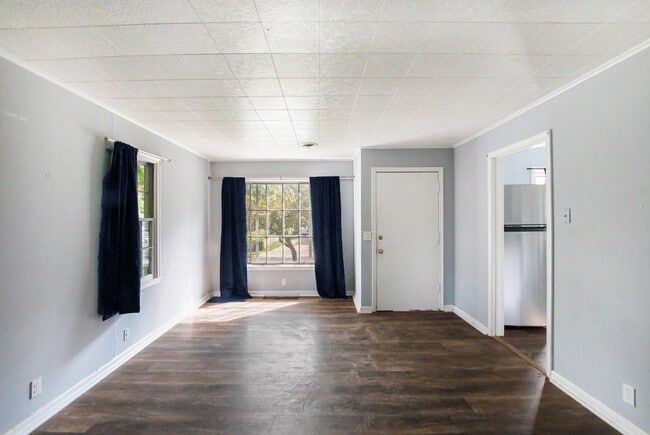 Building Photo - 1012 Woodbine Ave Rental