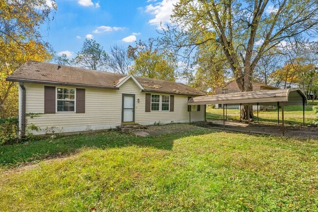 Photo - 3 Bedroom Pet Friendly Home For Rent!