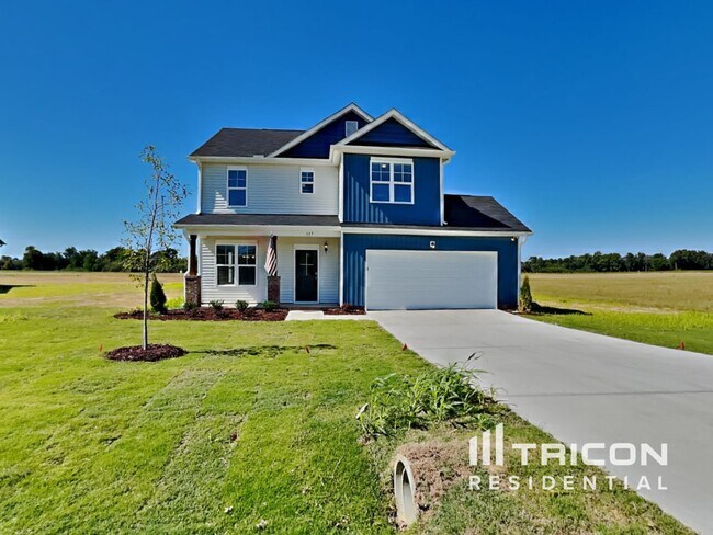 Photo - 137 Sawyer Ml Dr