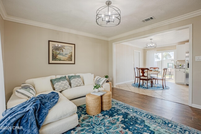 Photo - 3015 Stanford Rd