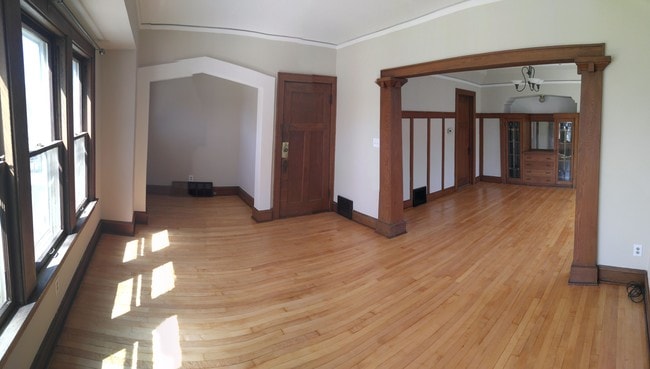 Sala de estar - 5414 W Galena St Unidad Upper