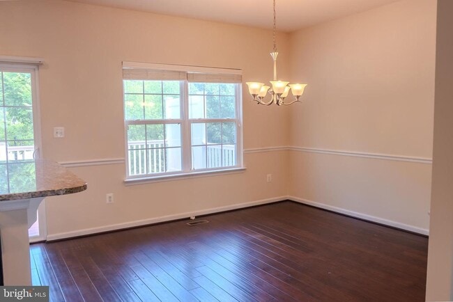 Photo - 726 Millhouse Dr