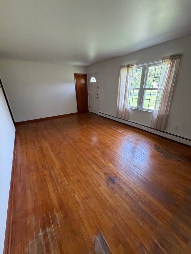 104 Lee Dr