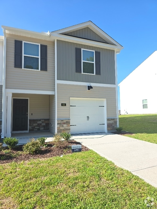 Building Photo - 408 Honeycutt Oaks Dr Rental