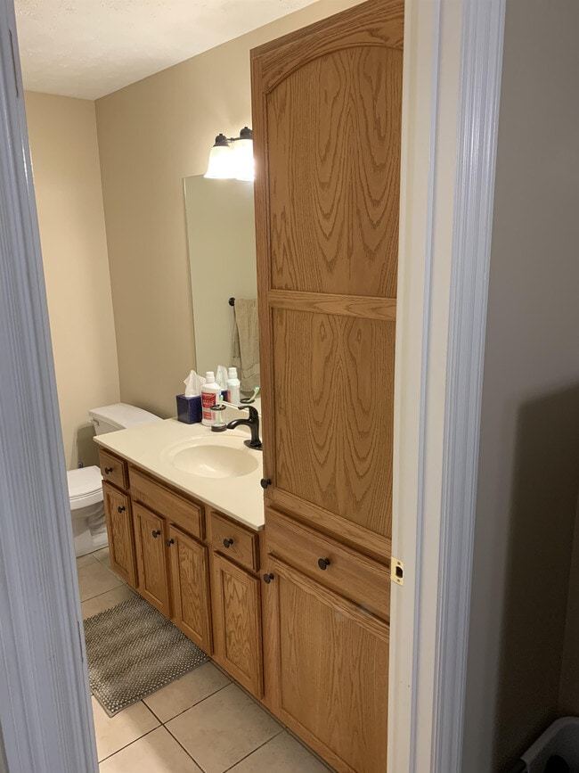 Photo - 7833 Andee Ln