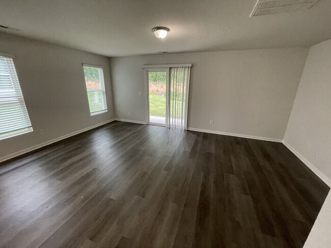 Photo - 2048 Wiggins Village Dr