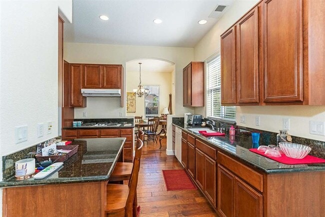 Photo - 1644 Sawtooth Trail