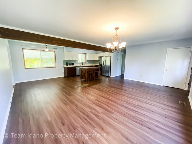 Photo - Pet Friendly Single level home with many u...