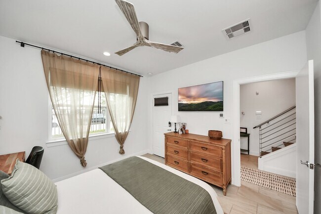 Photo - 1721 Eado Point Ln