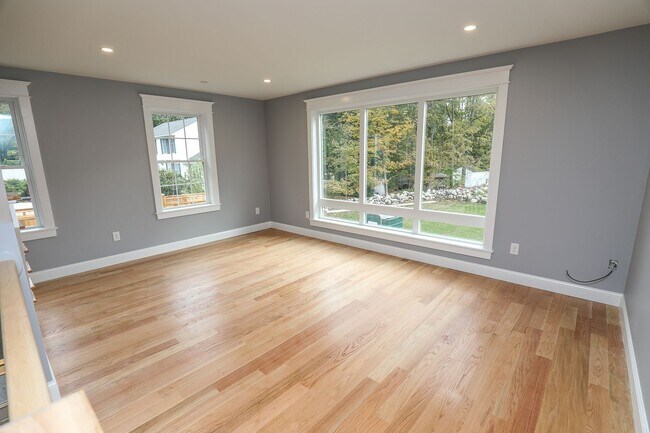 Photo - 24 Boston Rd Unit #3