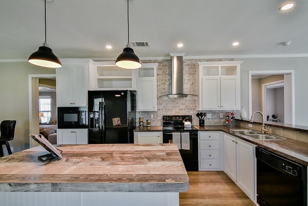 Photo - 475 Netherland Ave