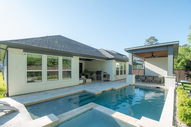 Photo - 16 Mariposa Wds Dr