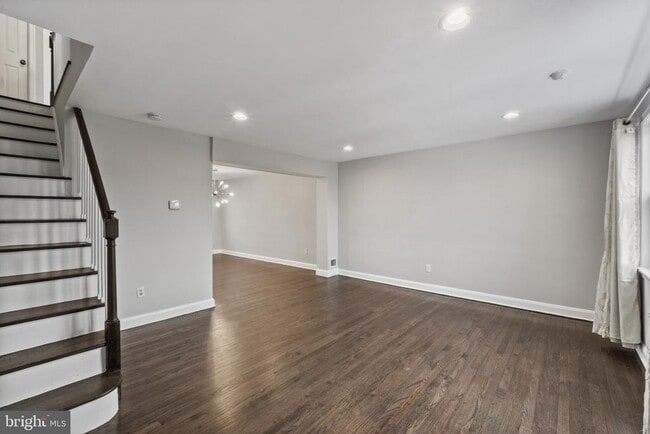 Photo - 4923 St Gemma Rd