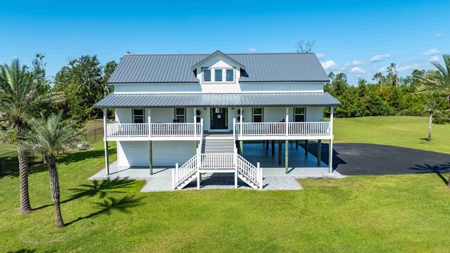 Photo - 7211 Bay Crest Rd