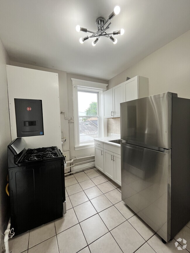 Building Photo - 489 Kennedy Blvd Unit 7 Rental