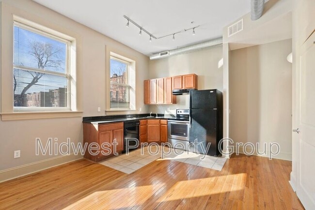 Photo - 4244 Chouteau Ave