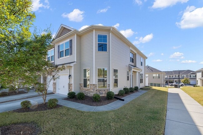 Photo - **Spacious 3/2.5 Townhome in Durham**