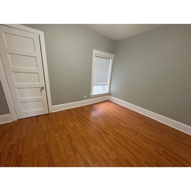 Photo - 4856 S Cottage Grove Ave Unidad 4856-2