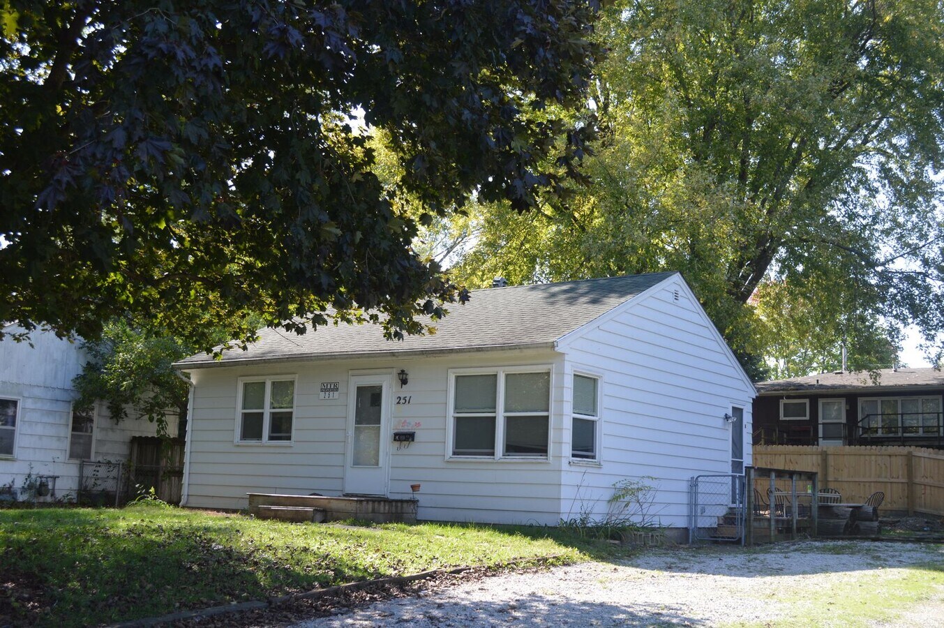Photo - 251 S Franklin Ave House