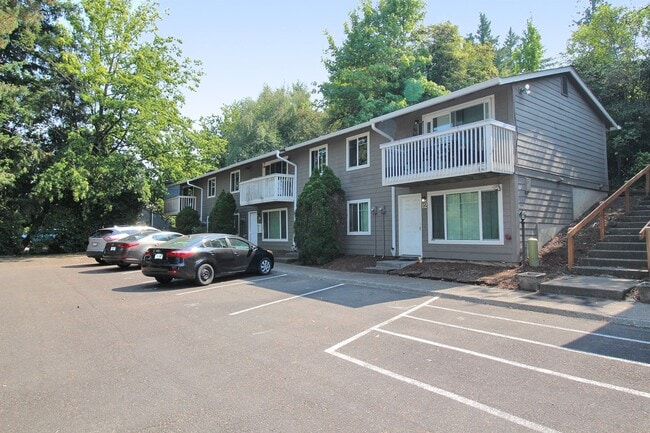 Building Photo - 5704 SW Beaverton Hillsdale Hwy Rental
