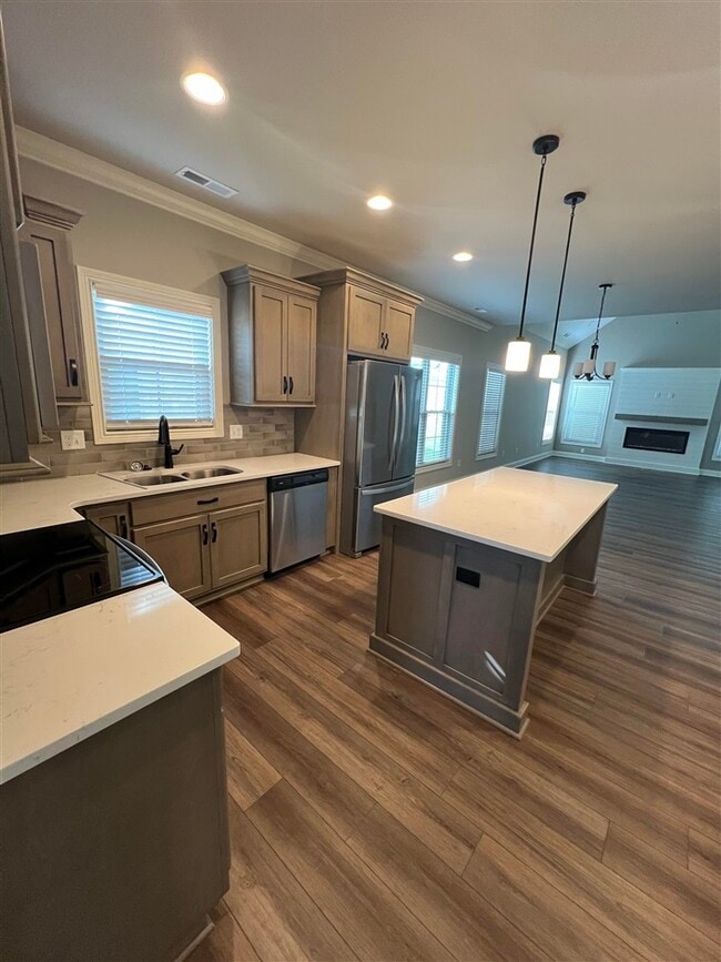 Photo - 556 Cumberland Pointe Ln