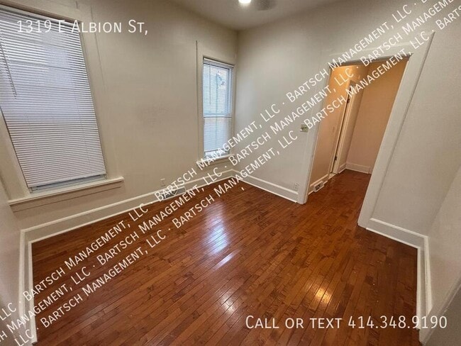 Photo - 1319 E Albion St