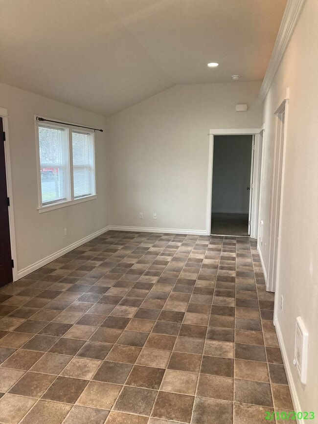 Photo - 1020 NE 12th St