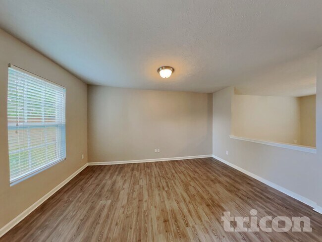 Photo - 3430 Catskill Ct