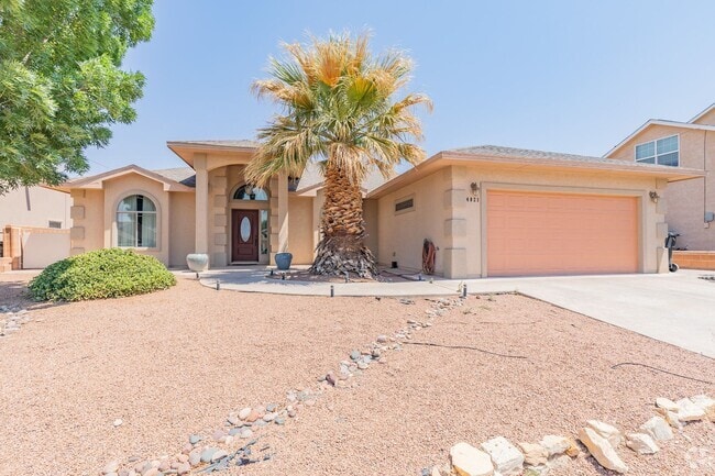 Building Photo - Beautiful Spacious 4 bedroom 2 bath House!