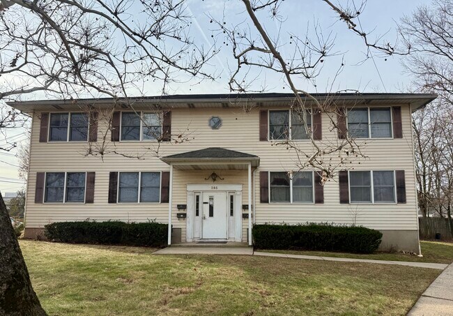 Front - 285 S Lincoln Ave Unidad 3A