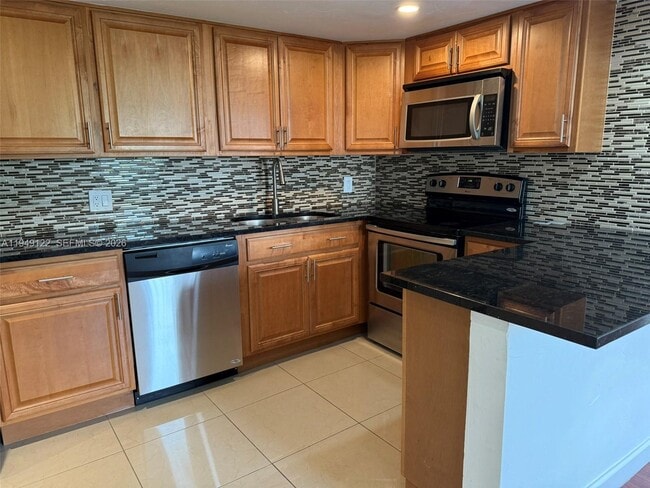 Photo - 3860 NE 170th St Unit 412