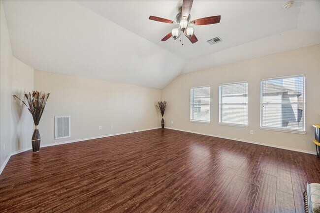 Photo - 5019 Peabody Hill Ln