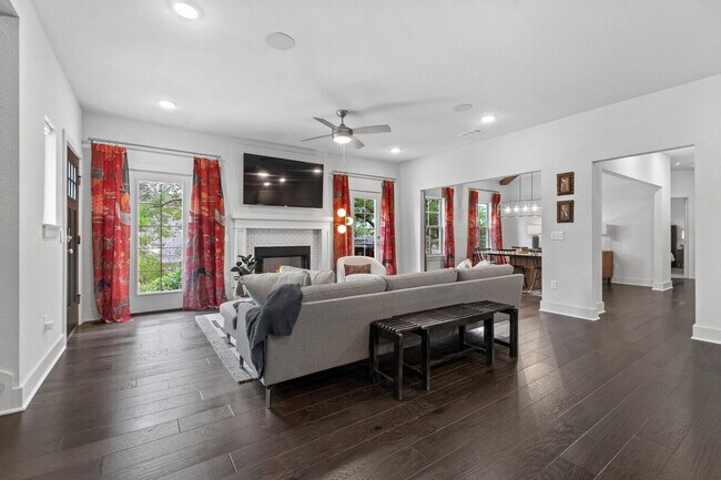 393 N Ainsley Loop Unit SI ID1221838P