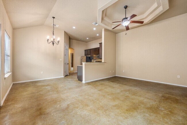 Photo - AVAILABLE NOW! Nice 3 Bedroom Duplex locat...