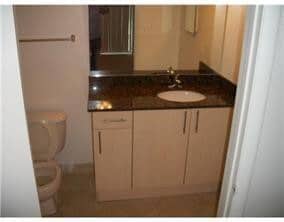 Photo - 2445 SW 18th Terrace Unidad 914