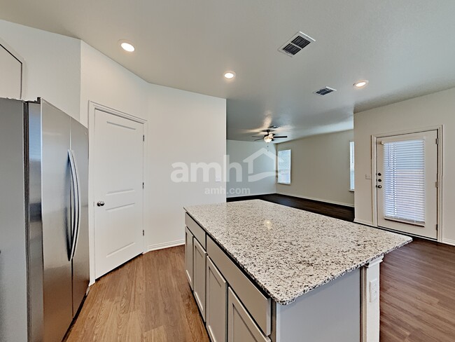 Photo - 2725 Lillybrook Ln