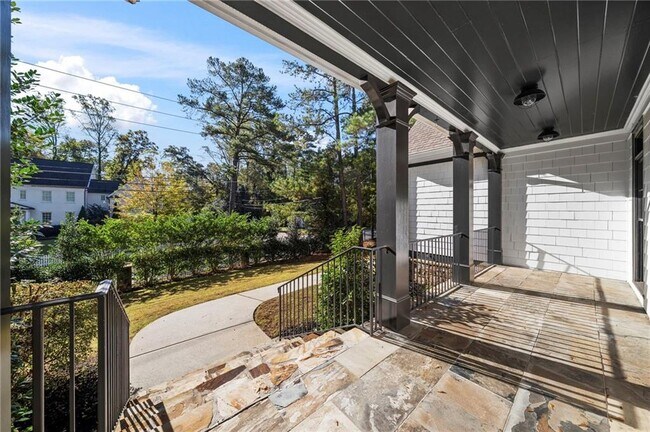 Photo - 4715 Westfield Dr NE