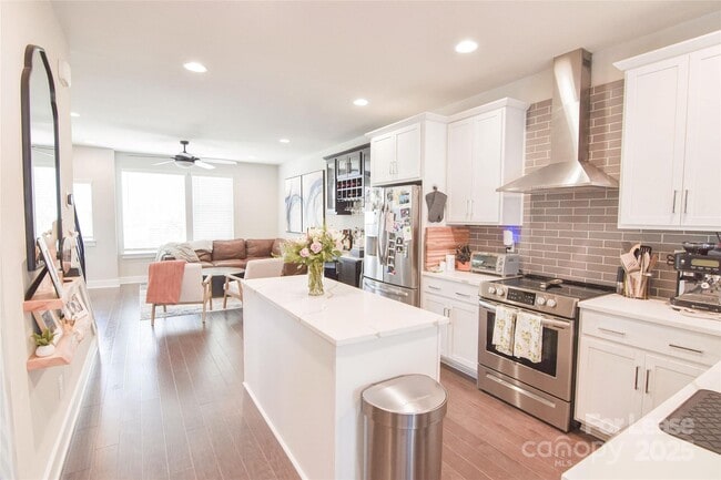 Building Photo - 2130 Bryant Park Dr Rental