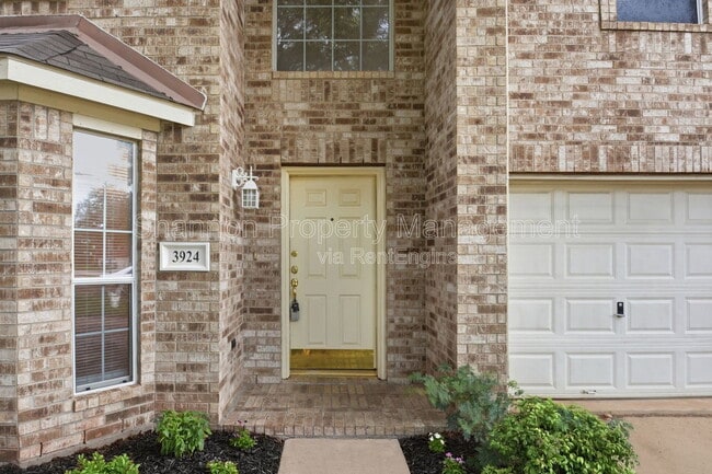 Photo - 3924 Highland Vale Ct